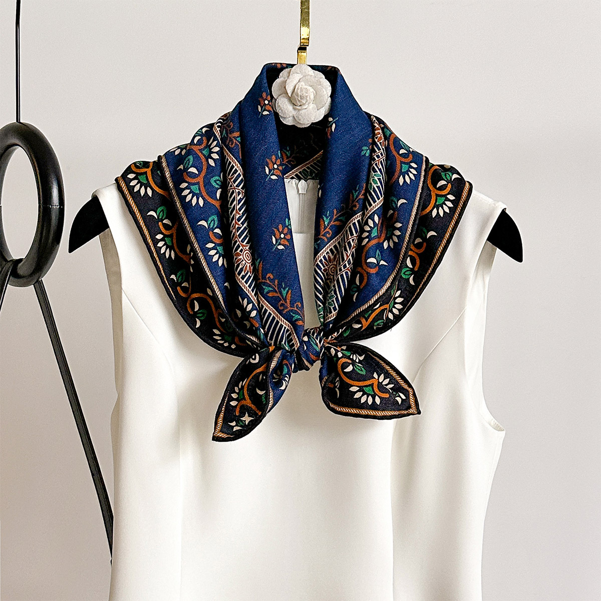 ウール82% シルク18% スカーフ レディース 62cm  - Shawl Wrap Winter のレビューと価格